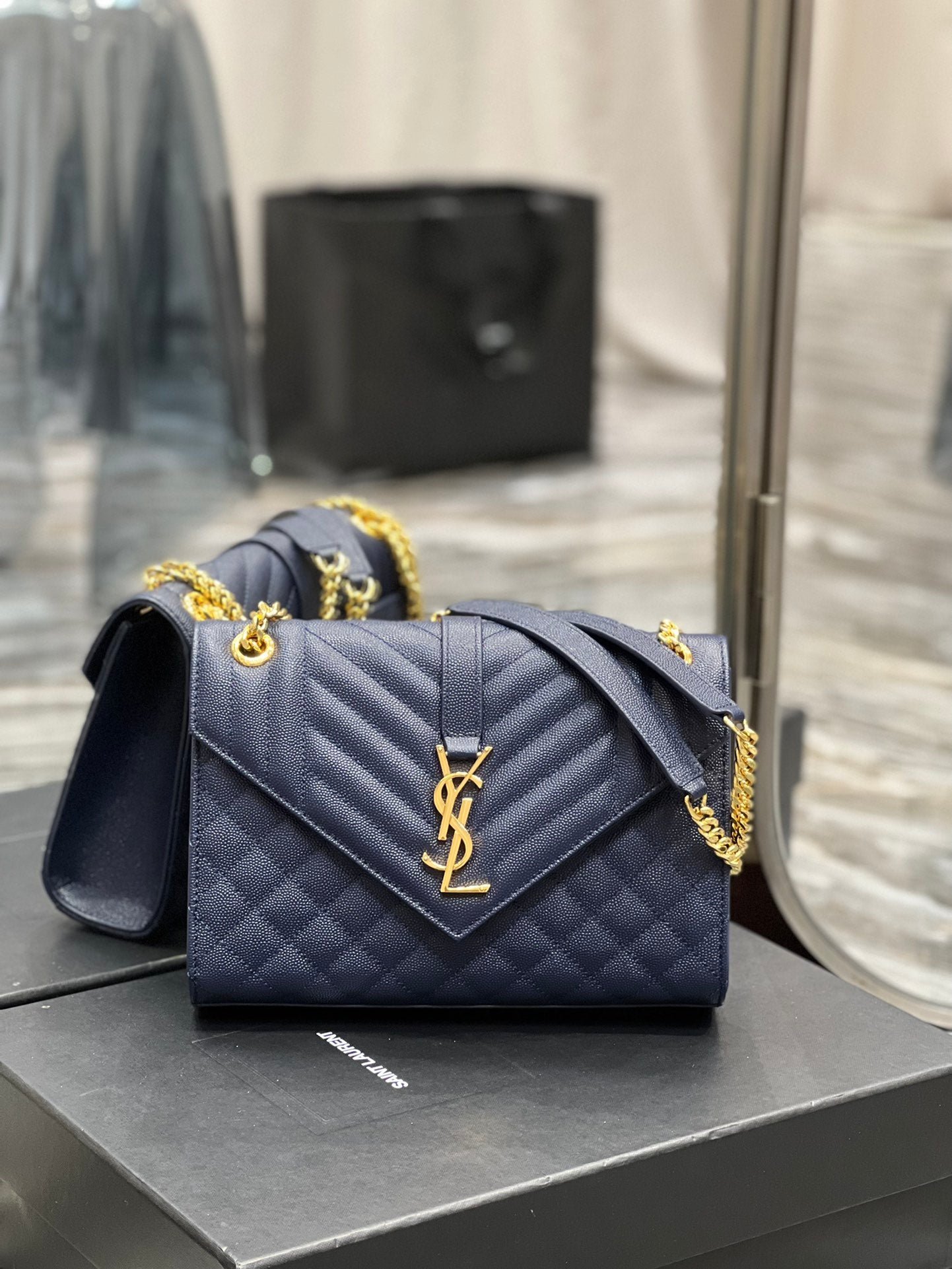 Bolso Envelope YSL
