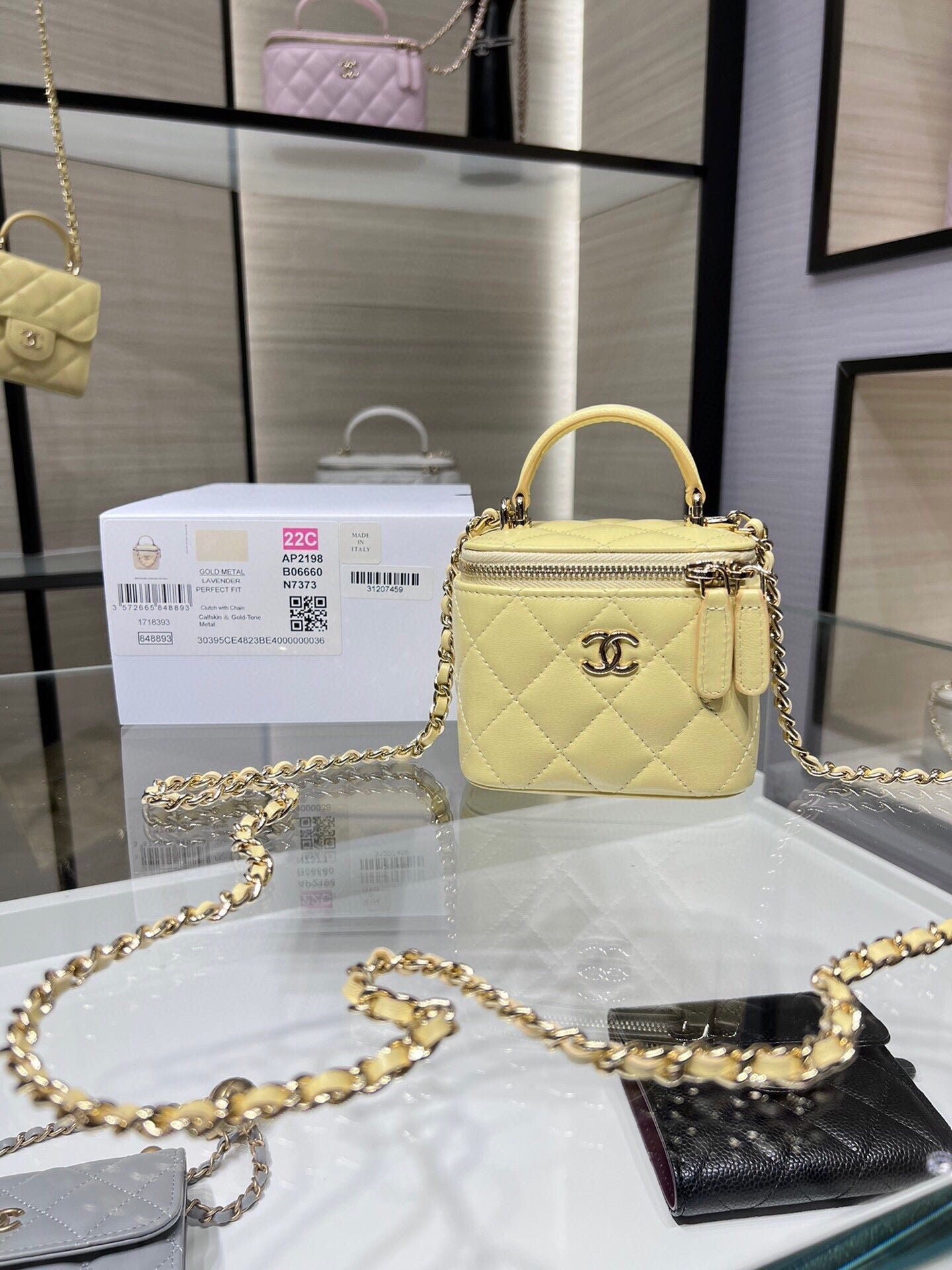 Vanity Case con cadena Chanel
