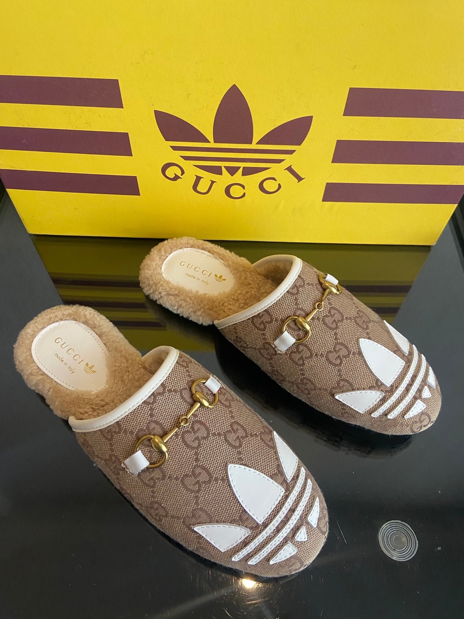 Chancla Adidas x Gucci