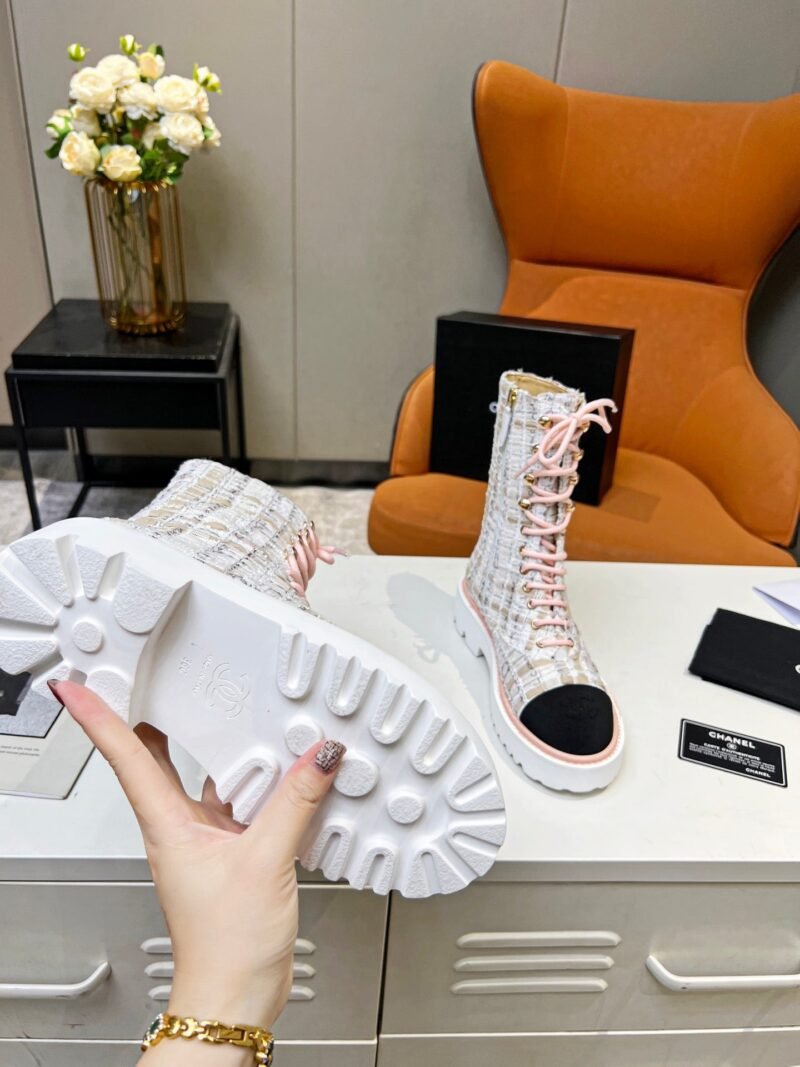 Botines de cordón Chanel - Imagen 9