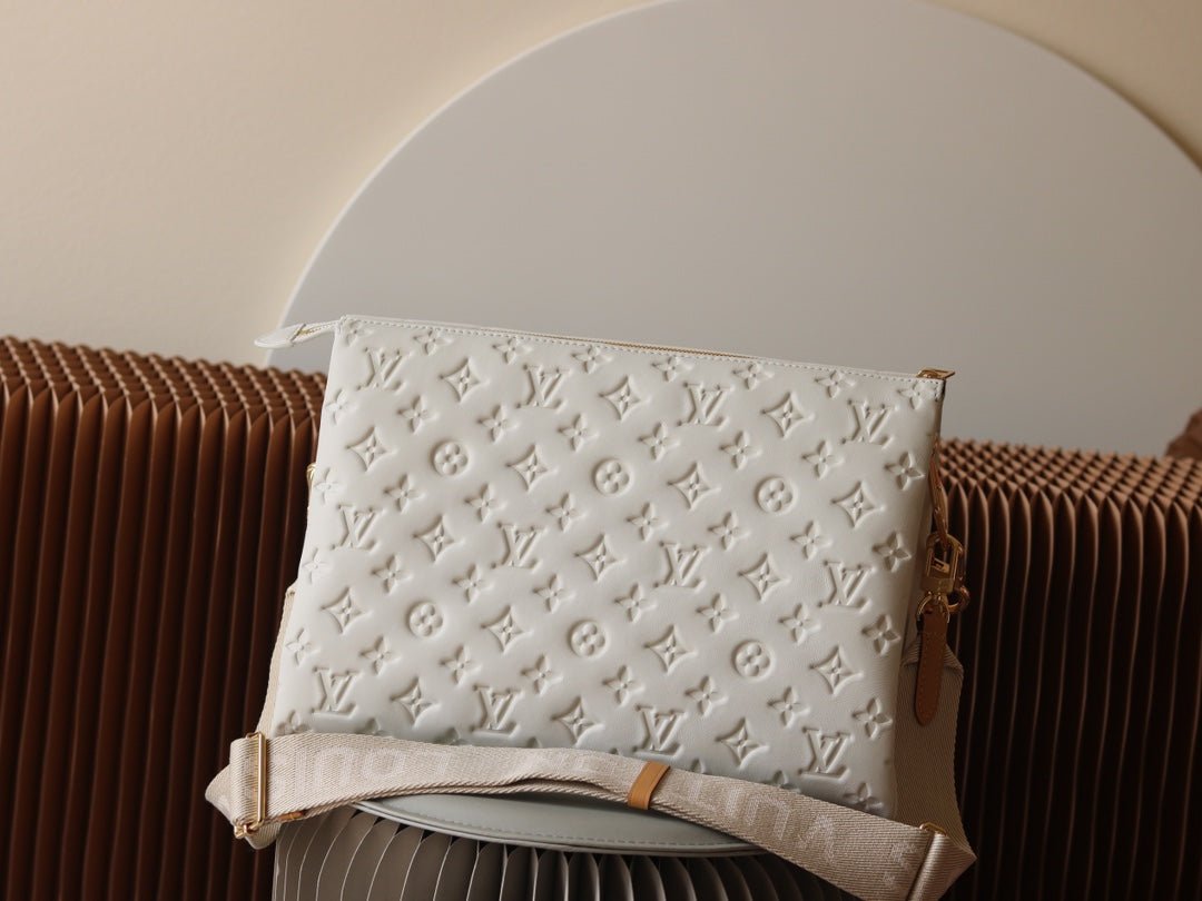 Bolso Coussin PM LOUIS VUITTON