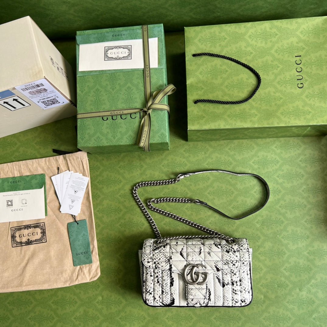 Bolso de hombro pequeño GG Marmont en pitón