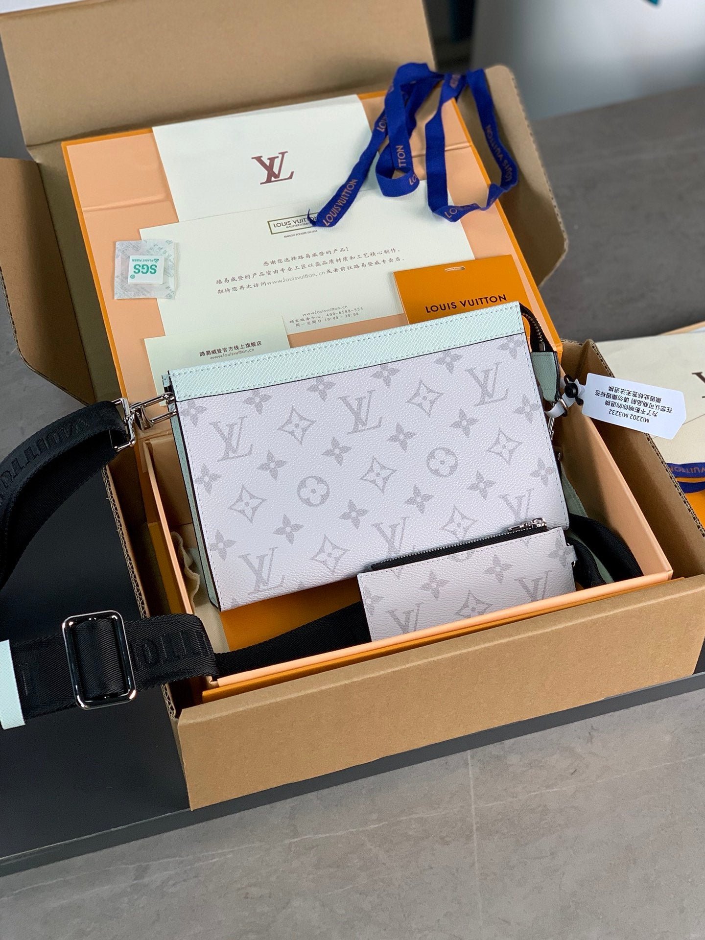Cartera Gaston Louis Vuitton