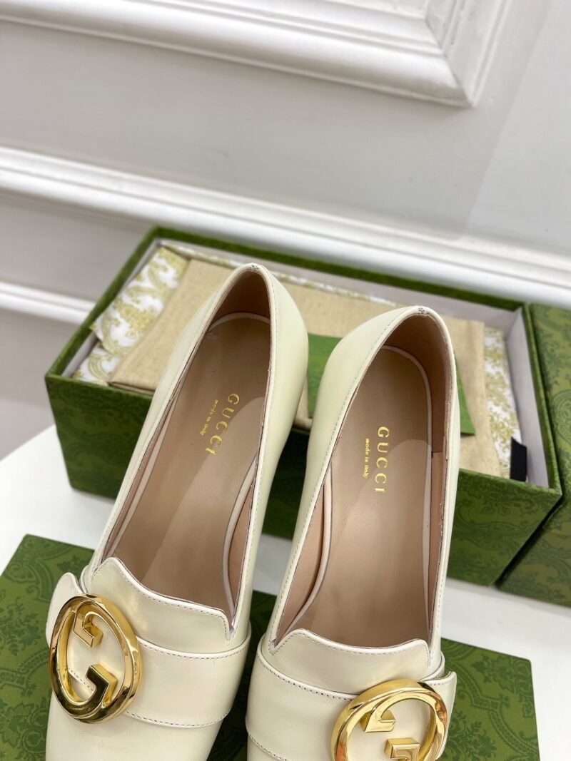 Zapato de salón Gucci Blondie de tacón medio - Imagen 7
