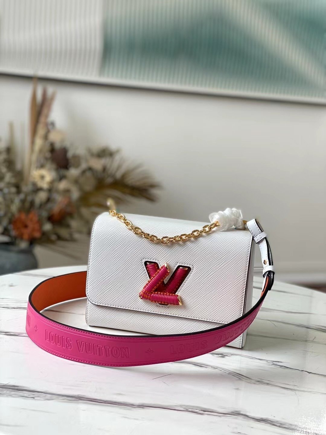 BOLSO TWIST MM Louis Vuitton