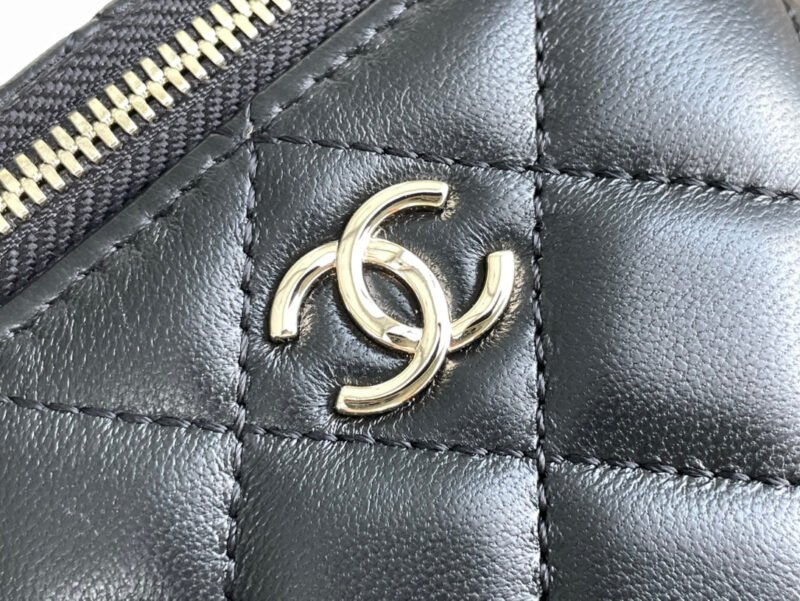 VANITY CASE PEQUEÑO CHANEL - Imagen 7