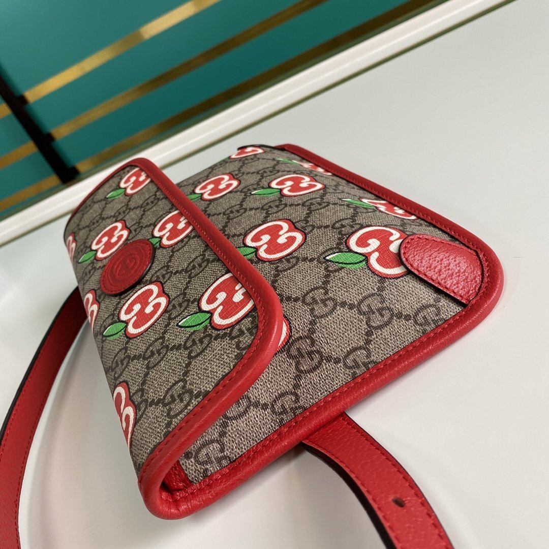 Riñonera San Valentín chino GUCCI - KJ PLUS