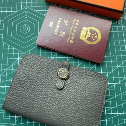 Cartera Dogon Hermes