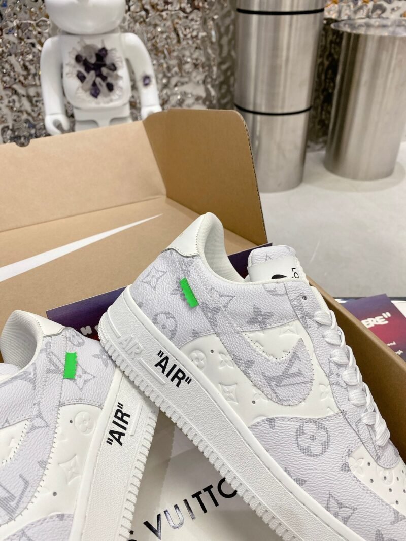 Louis Vuitton x Nike Air Force 1 by Virgil Abloh - Imagen 6