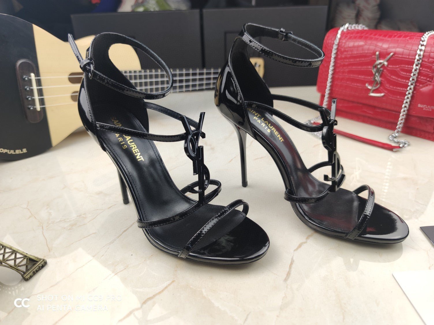 Sandalias Cassandra Charol YSL