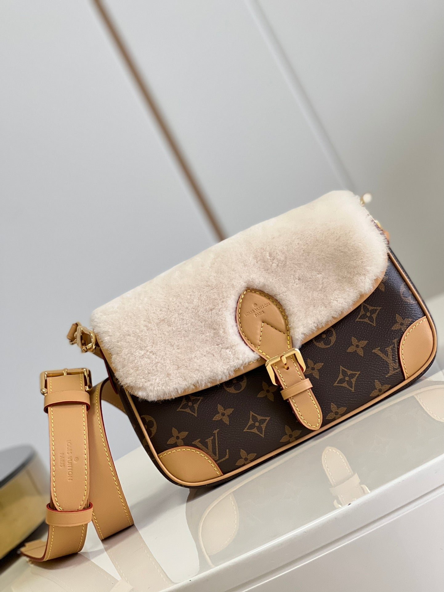 Bolso Diane Louis Vuitton - Imagen 3