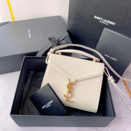 Bolso de hombro Cassandra pequeño YSL