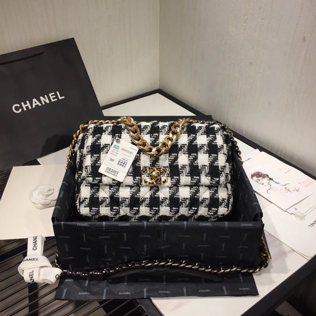 BOLSO CHANEL 19