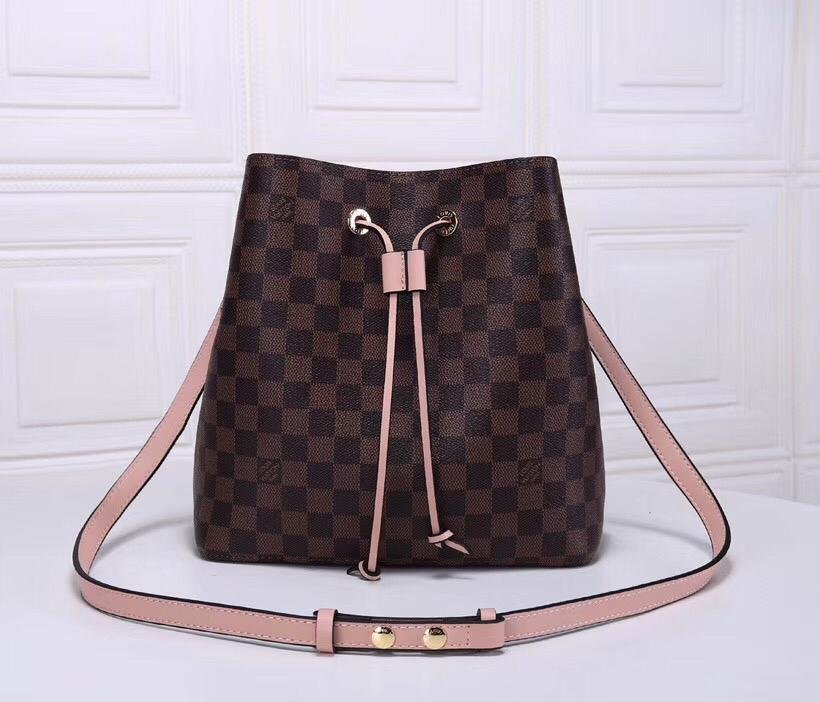 BOLSO NÉONOÉ LOUIS VUITTON