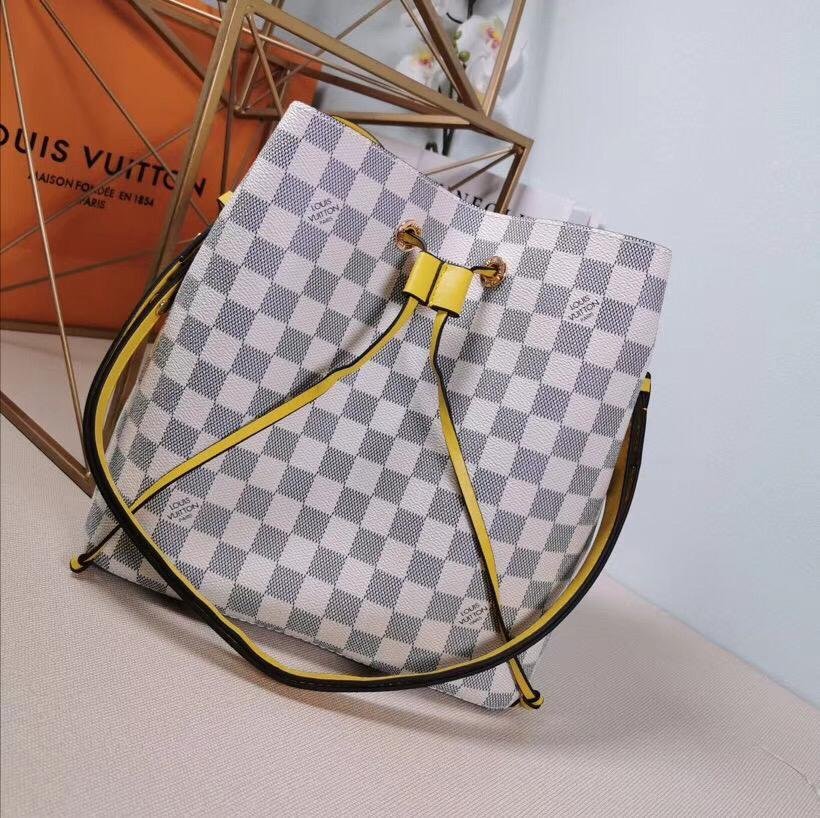 BOLSO NÉONOÉ LOUIS VUITTON