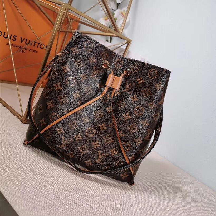 BOLSO NÉONOÉ LOUIS VUITTON