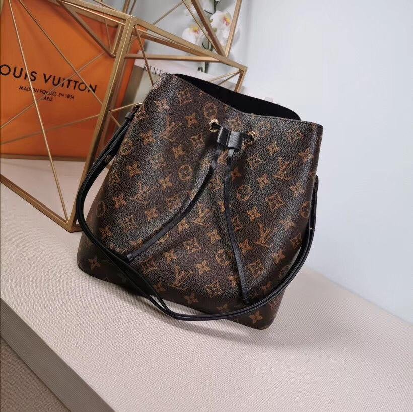 BOLSO NÉONOÉ LOUIS VUITTON