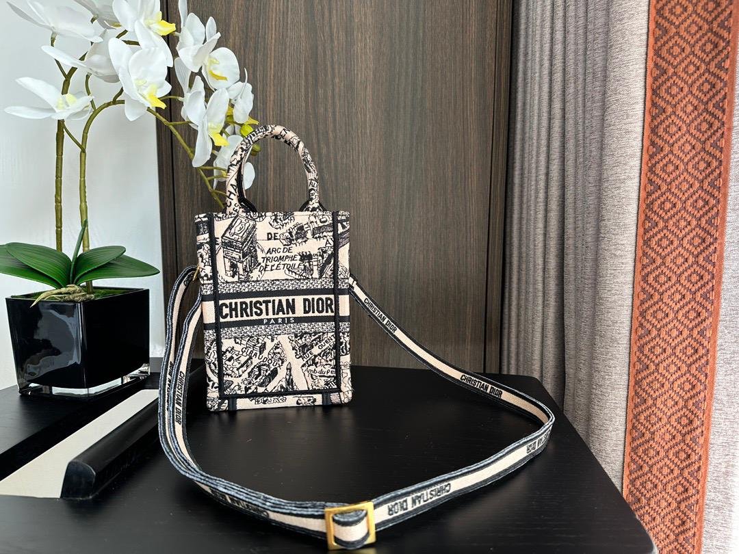Dior Book Tote vertical mini