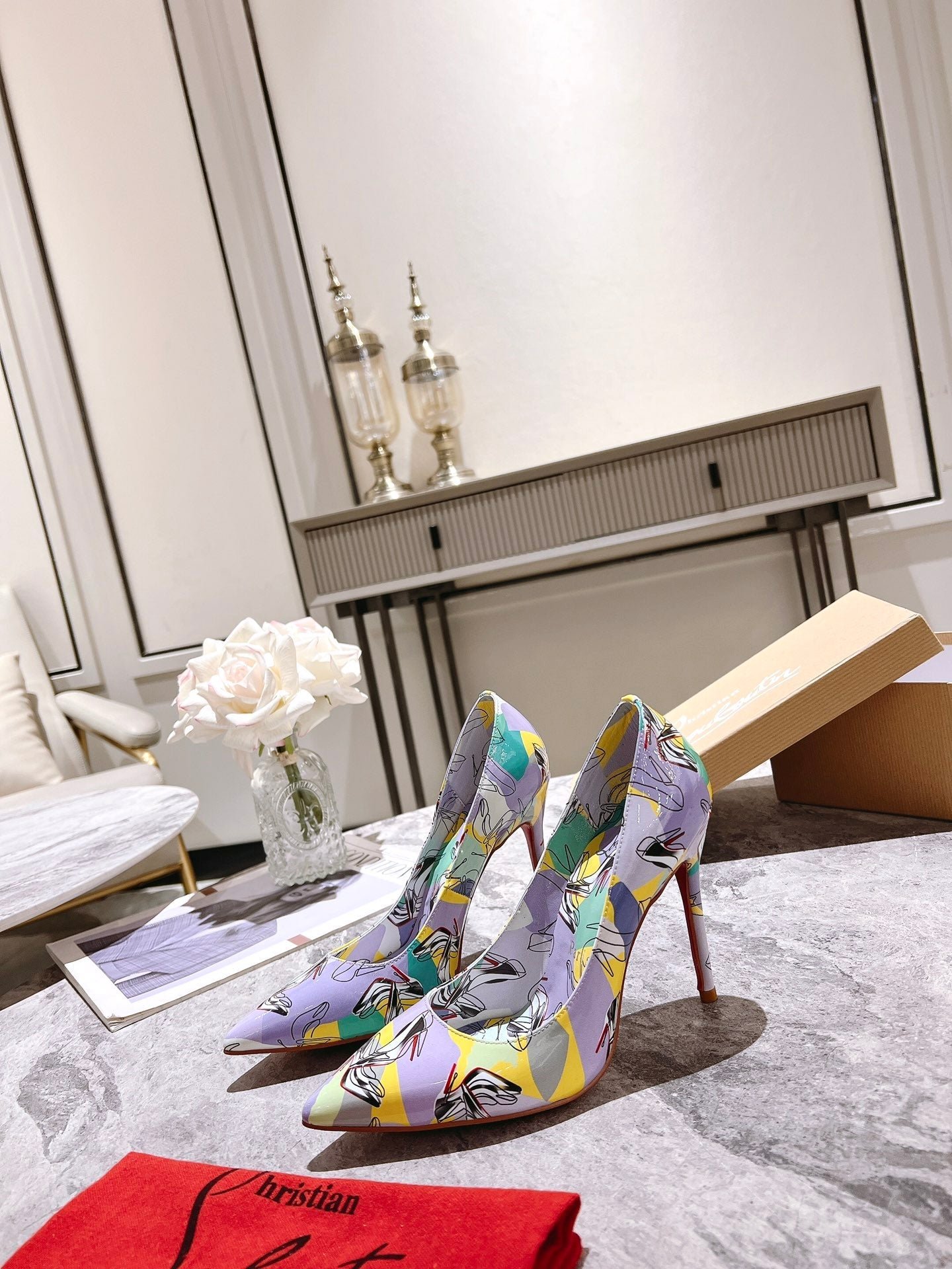 Kate CHRISTIAN LOUBOUTIN