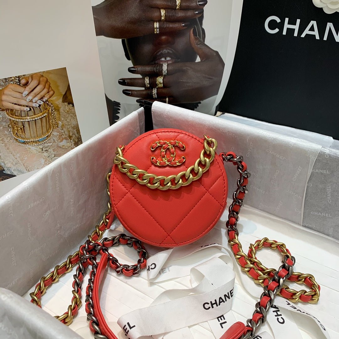 Bolso pequeño redondo CHANEL