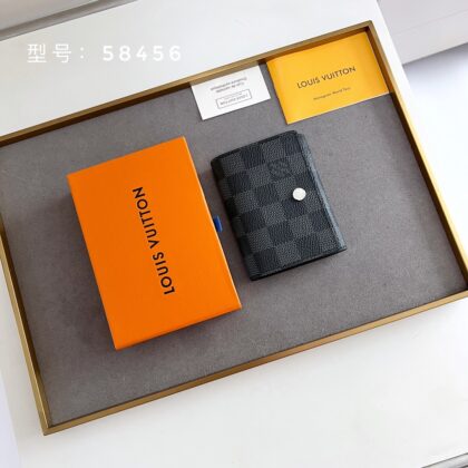 Tarjetero de negocios LOUIS VUITTON