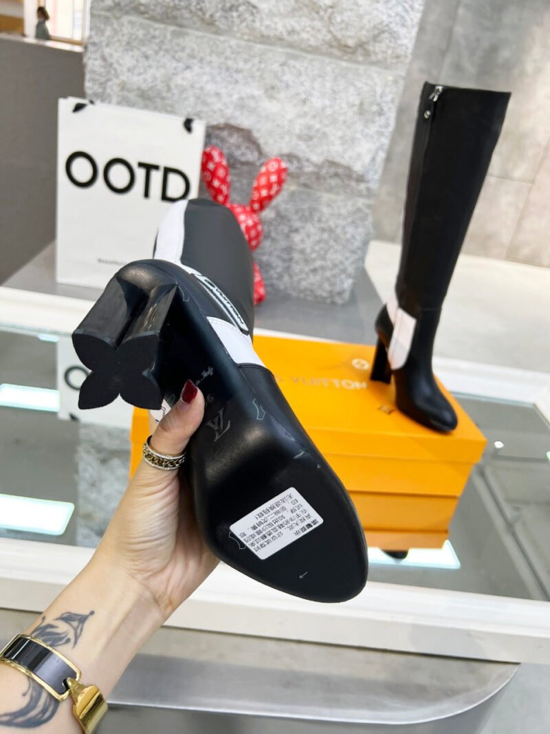 BOTÍN SILHOUETTE ALTO LOUIS VUITTON - Imagen 8