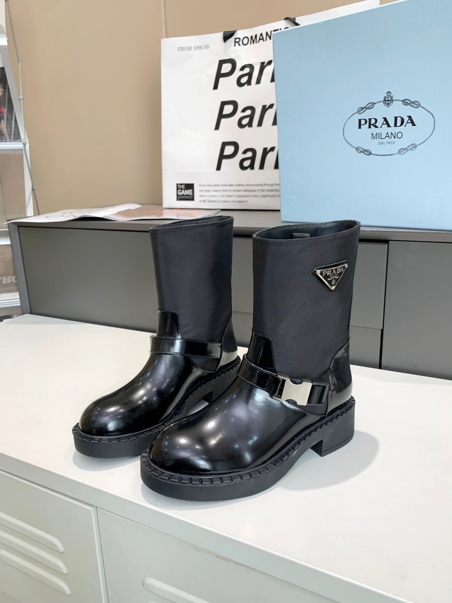 Botines de Re-Nylon y piel cepillada PRADA