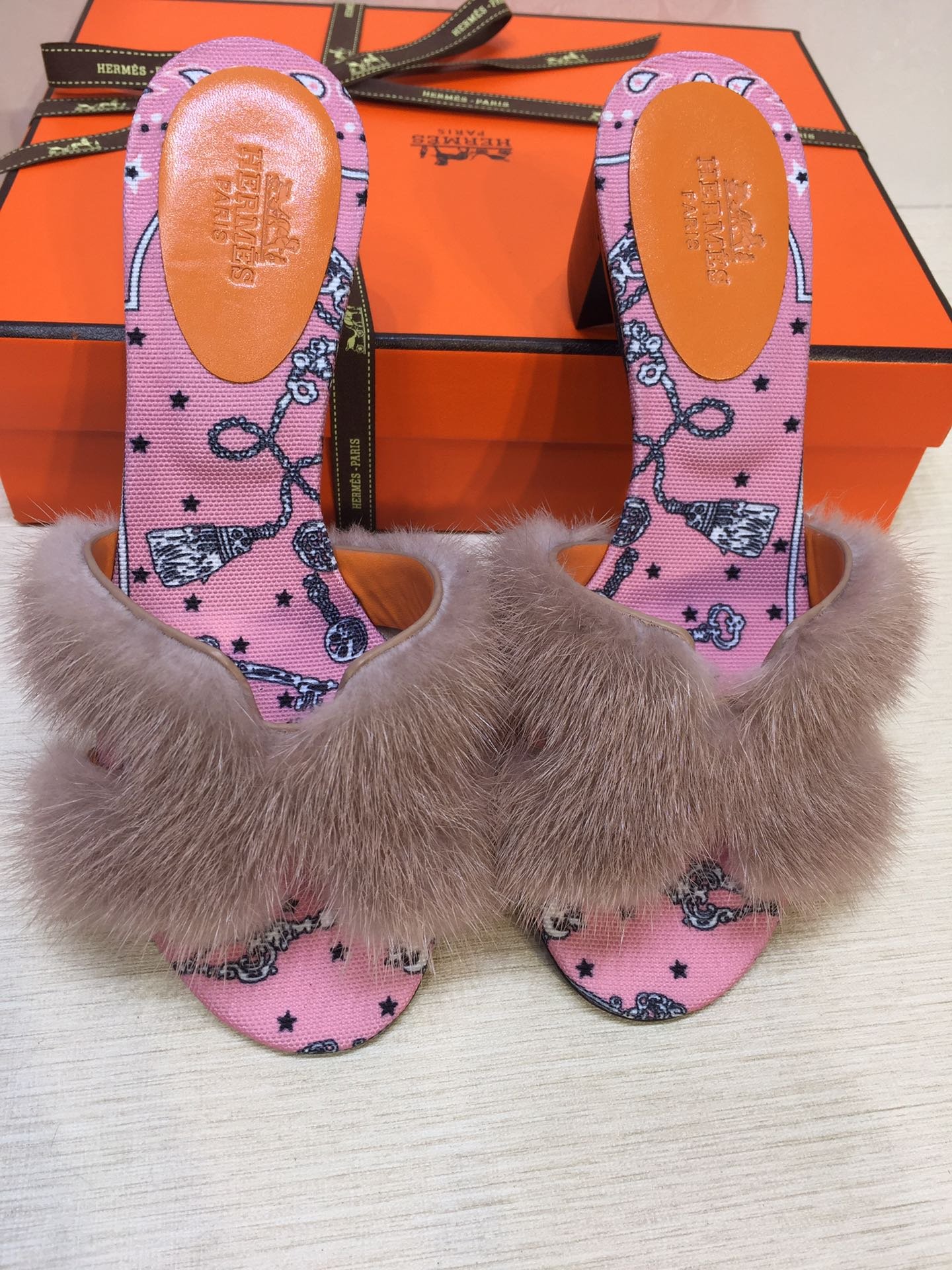 Sandalias Oasis HERMES