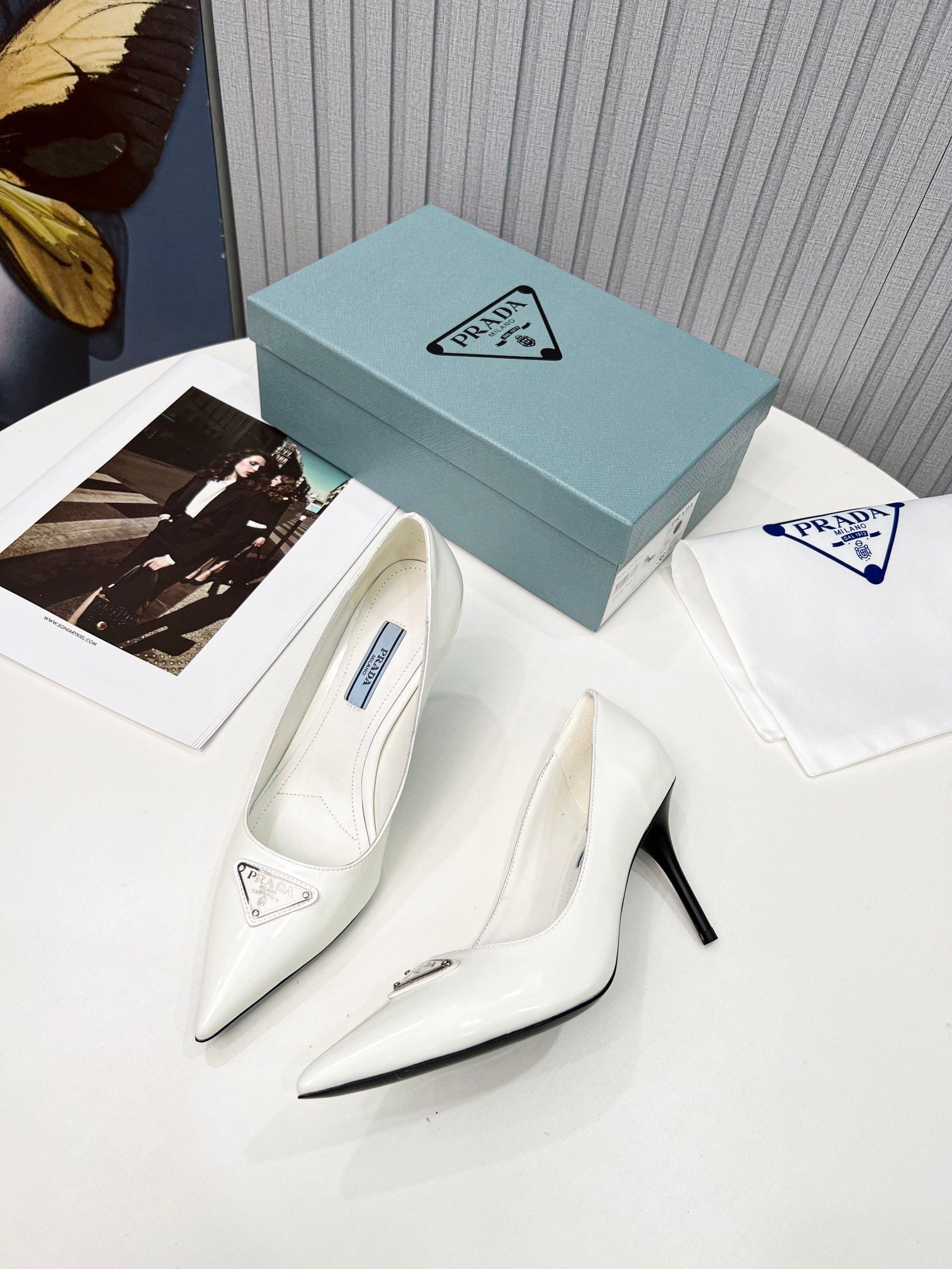 Zapatos de tacón de piel cepillada PRADA