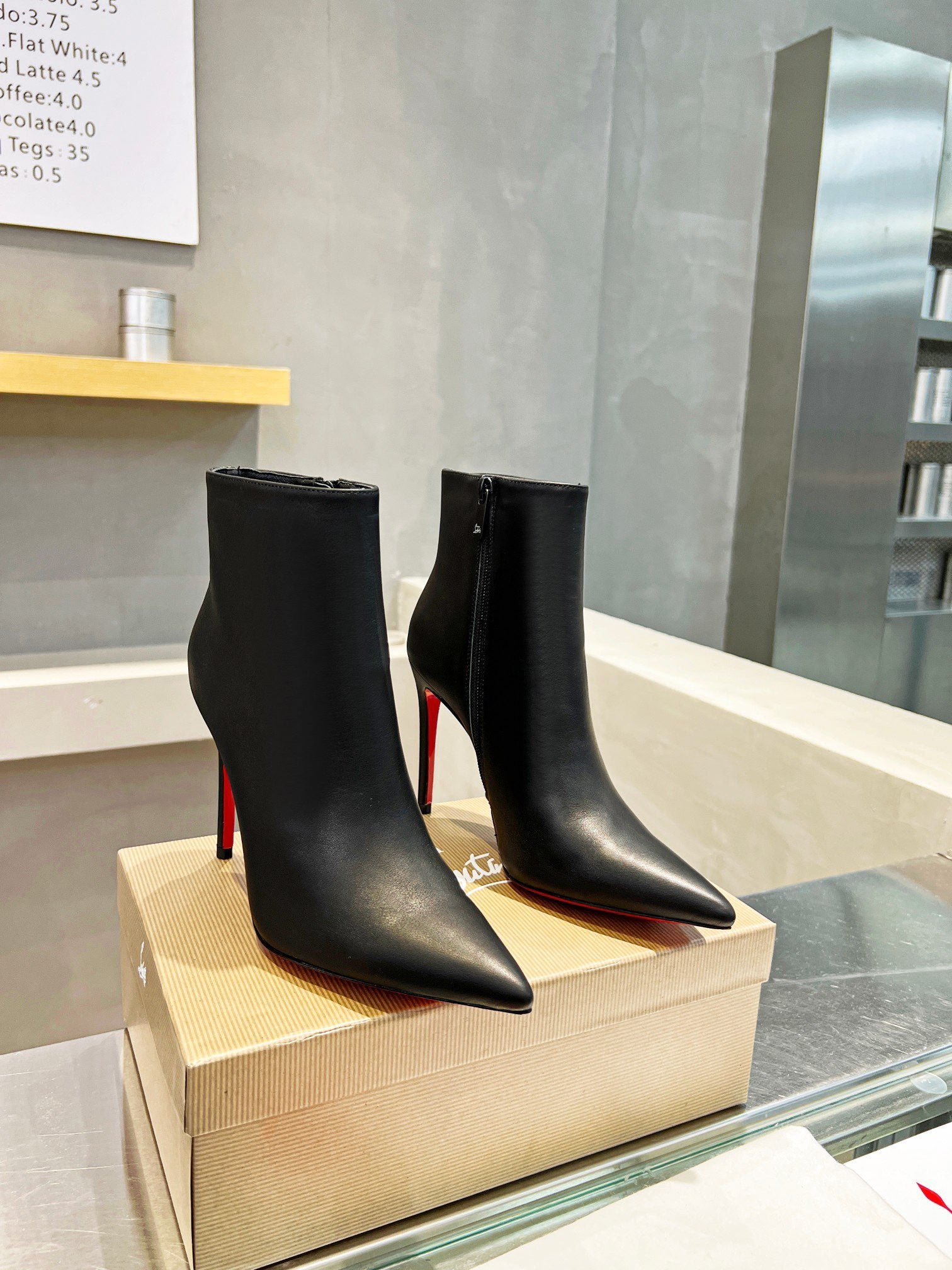 So Kate Booty CHRISTIAN LOUBOUTIN