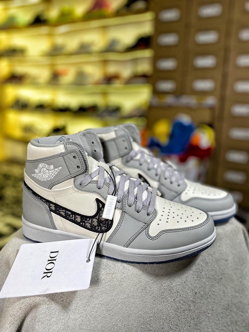 Zapatillas Air Jordan 1 High x Dior