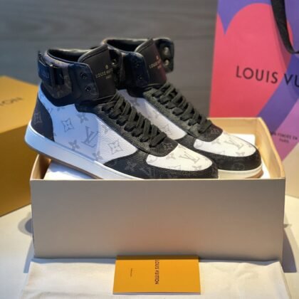ZAPATILLA DEPORTIVA ALTA RIVOLI Louis Vuitton
