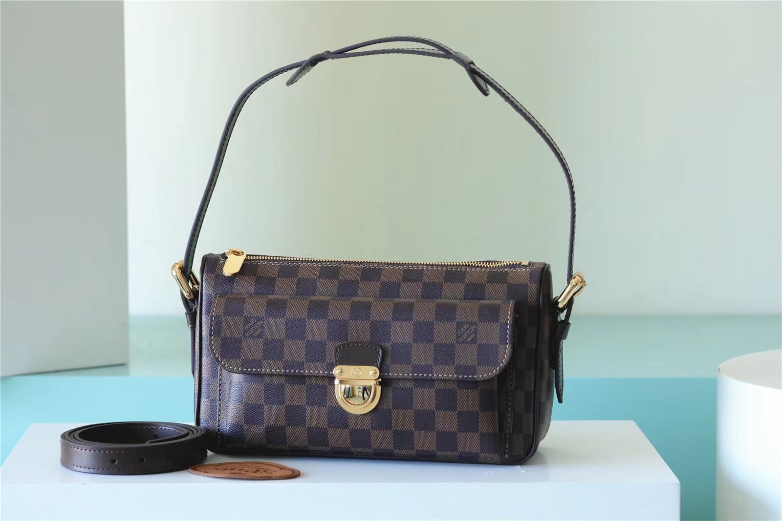 Bolso Ravello LOUIS VUITTON
