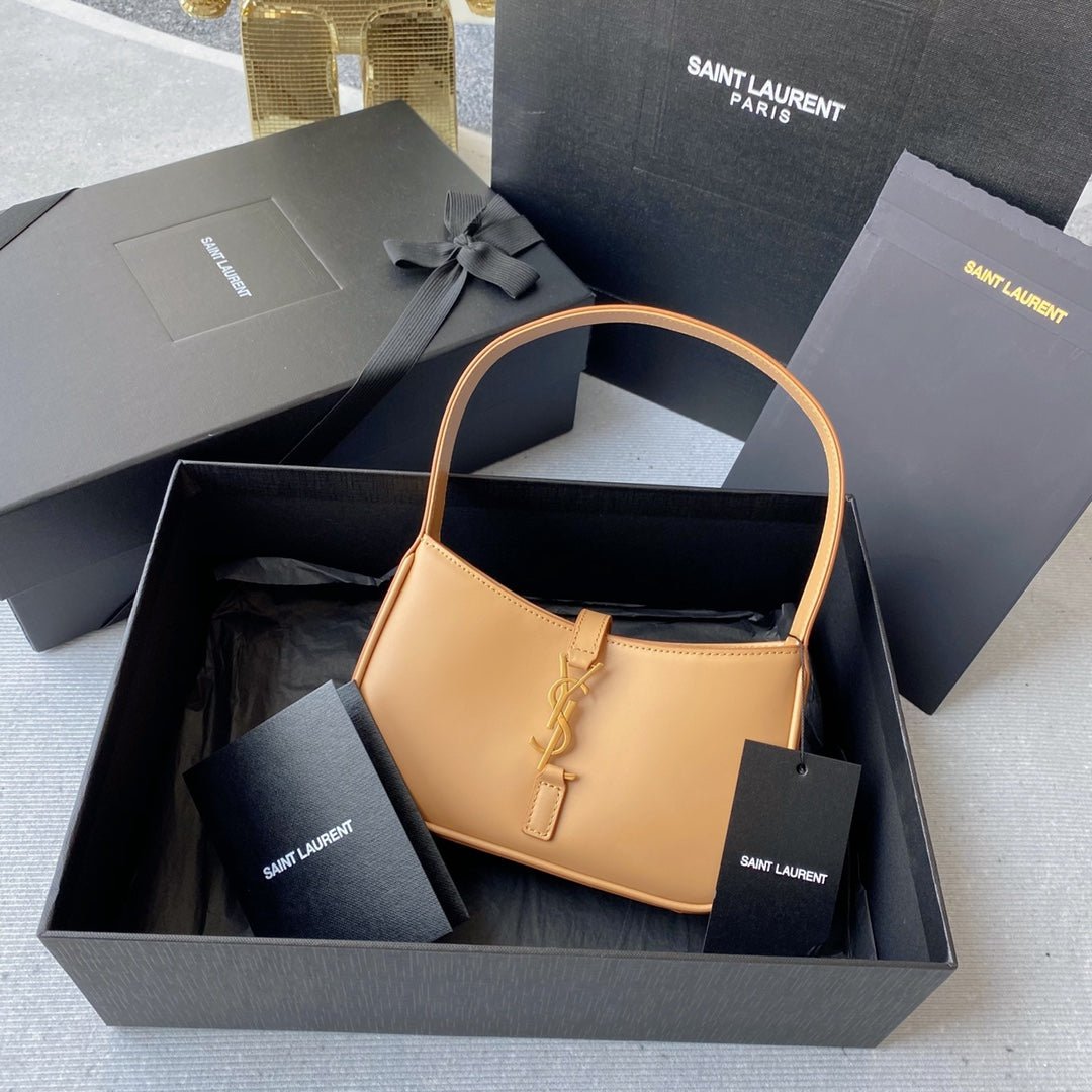 Bolso estilo hobo le 5 a 7 pequeño YSL