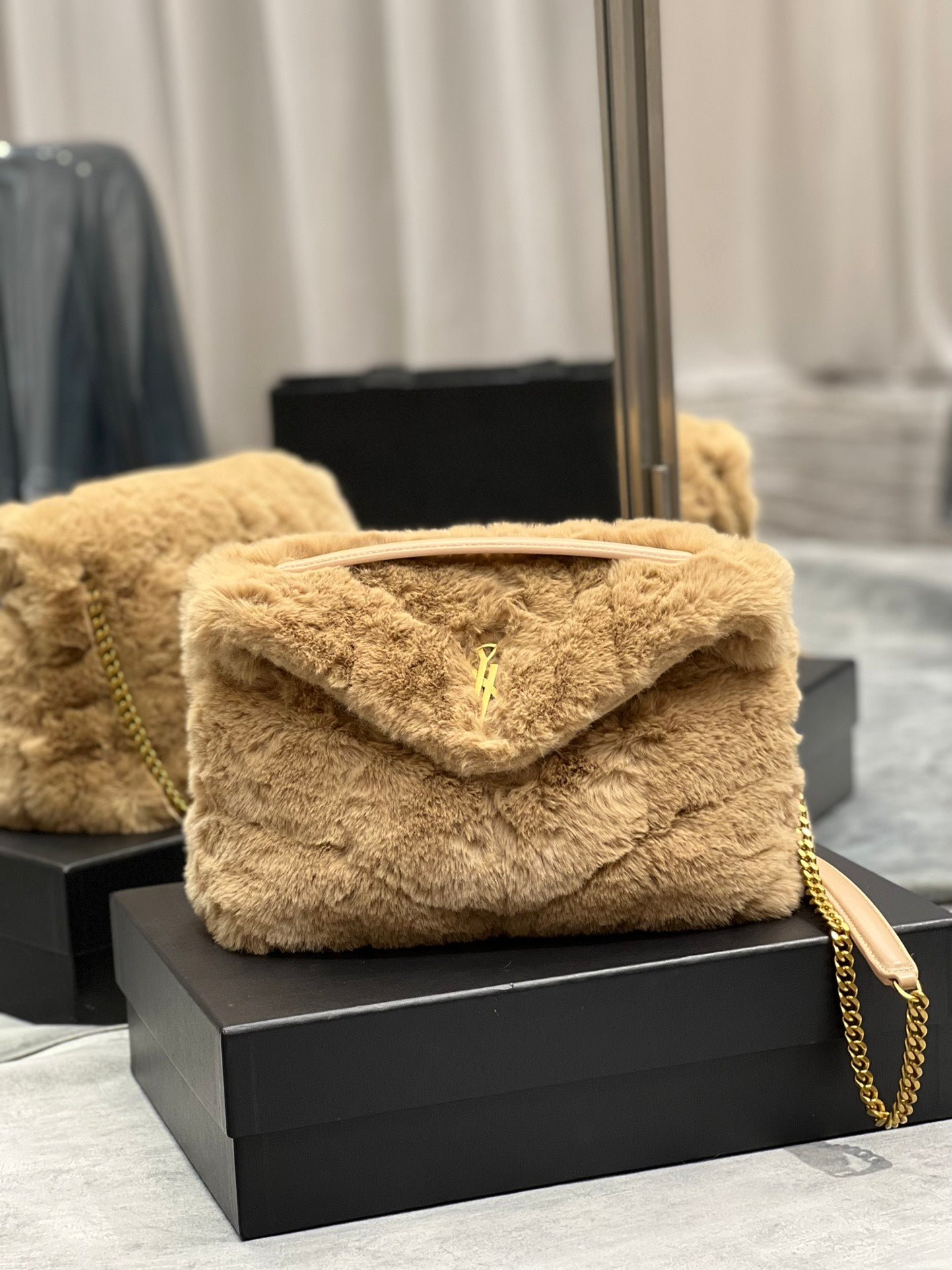 Bolso pequeño LouLou Puffer YSL