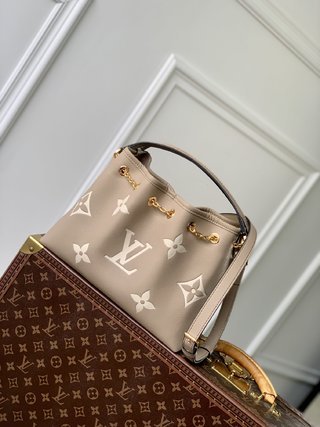 Bolso Bella Tote MM LOUIS VUITTON