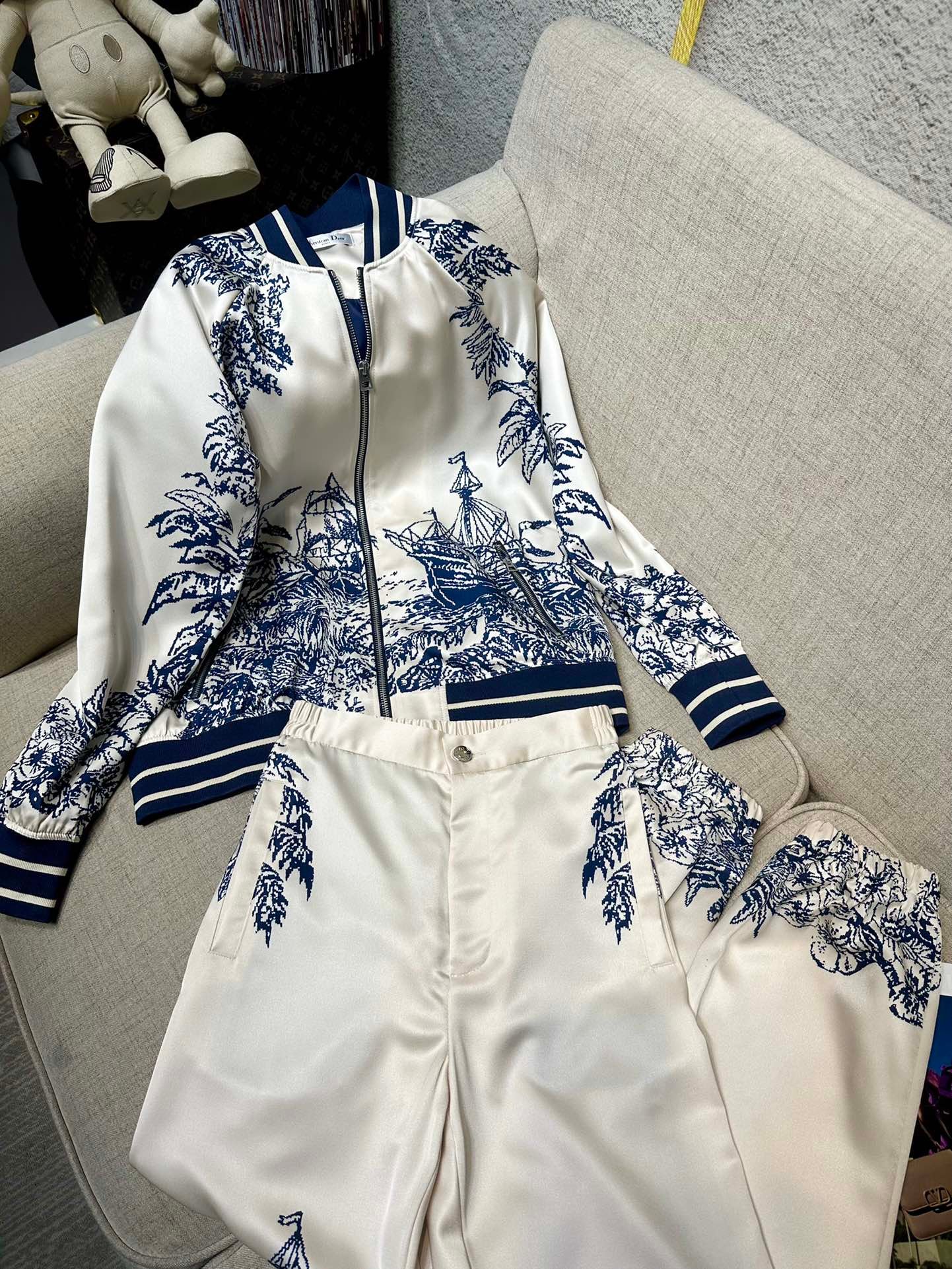 Conjunto estampado DIOR