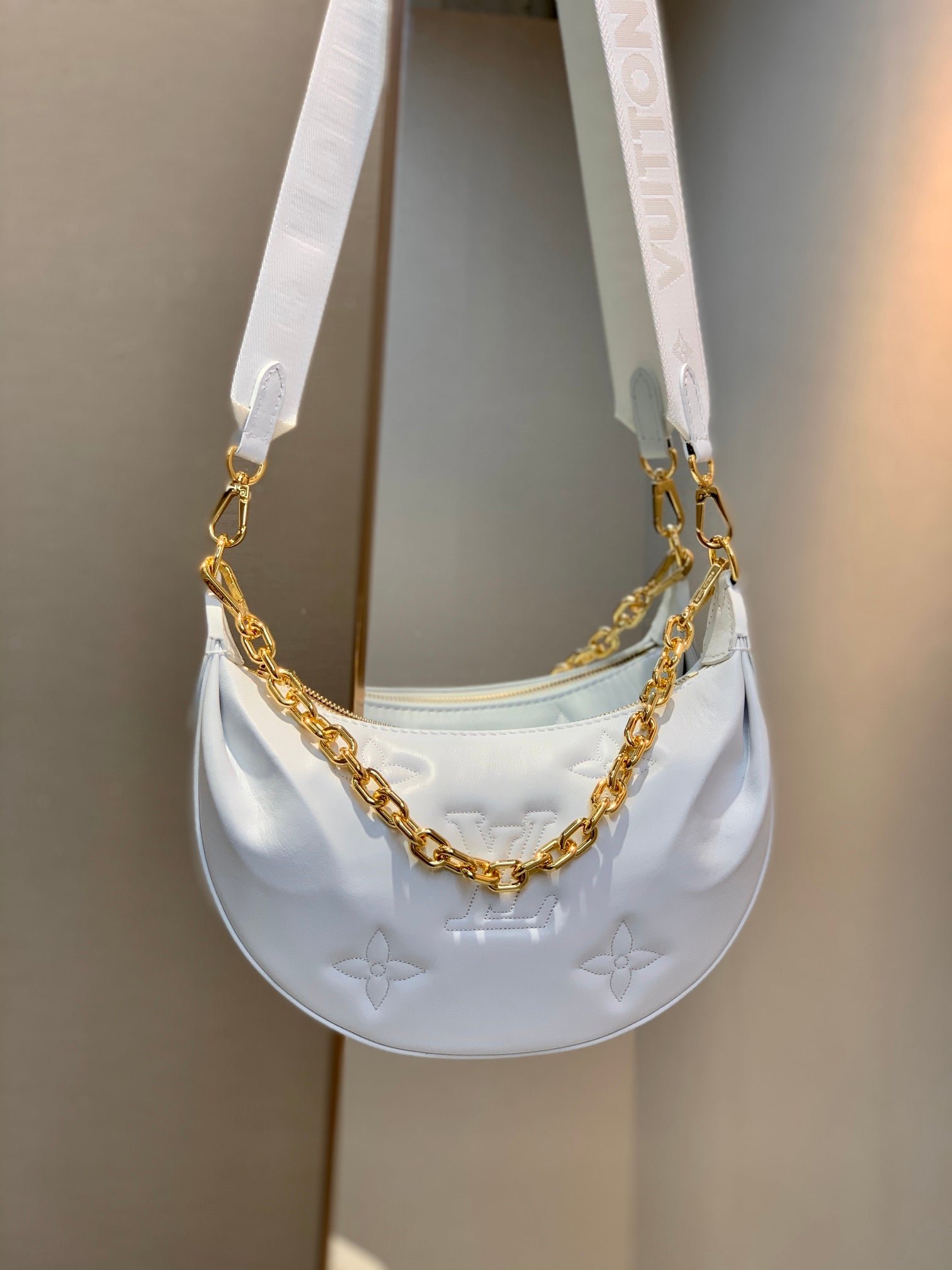 Bolso Over The Moon Louis Vuitton