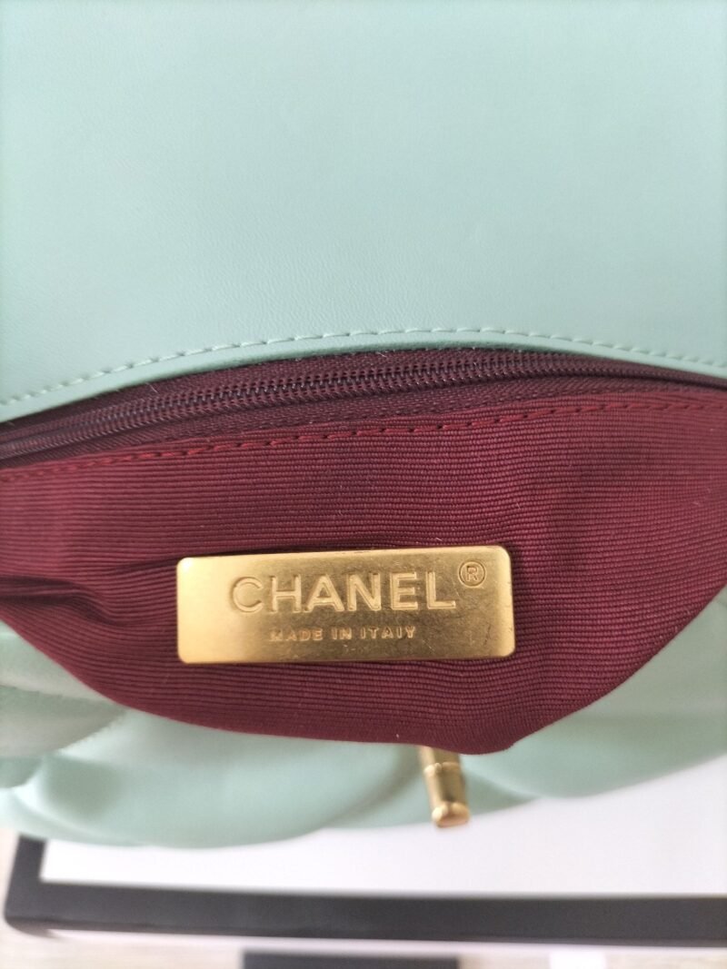 BOLSO CHANEL 19 - Imagen 2