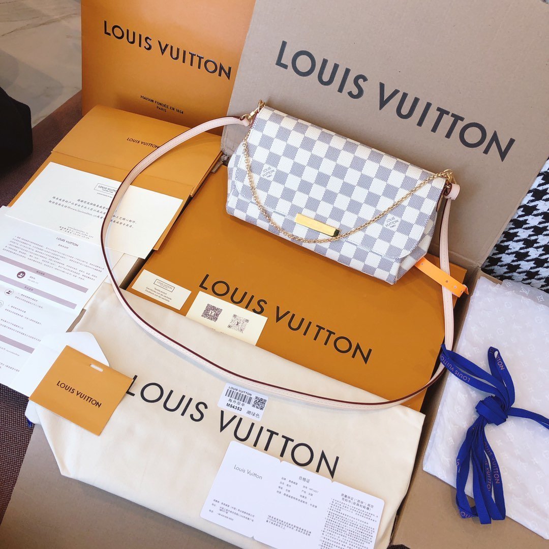 BOLSO FAVORITE MM Louis Vuitton