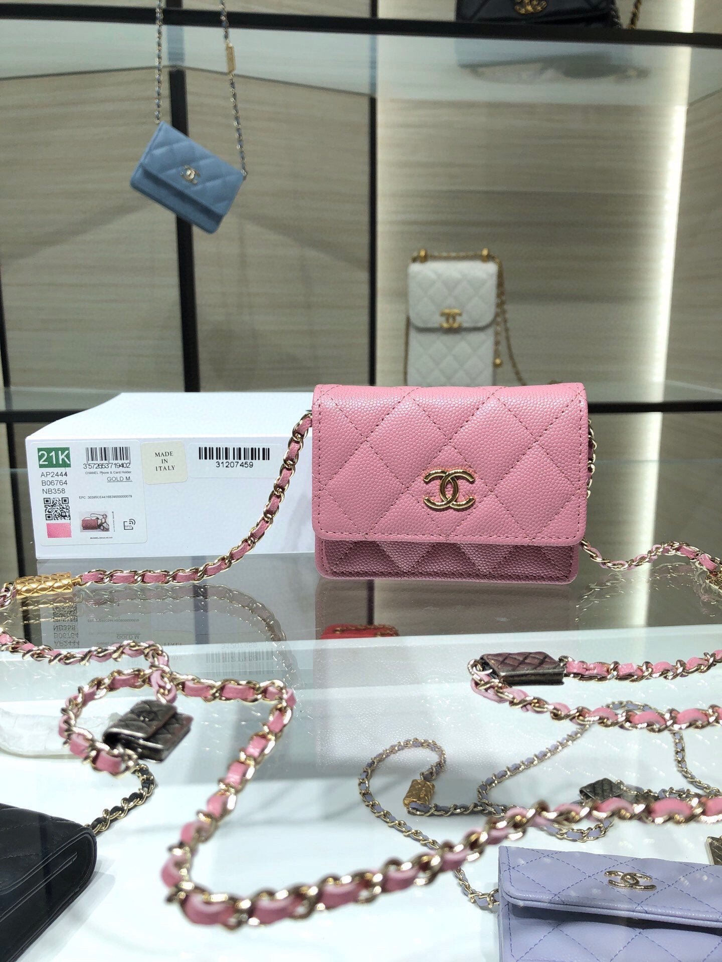 CARTERA CON CADENA CHANEL