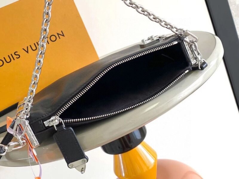 Bolso Slim Trunk Louis Vuitton - Imagen 7