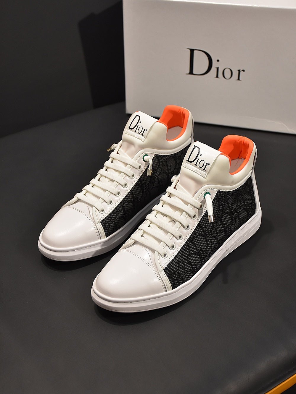 Sneaker caña alta DIOR