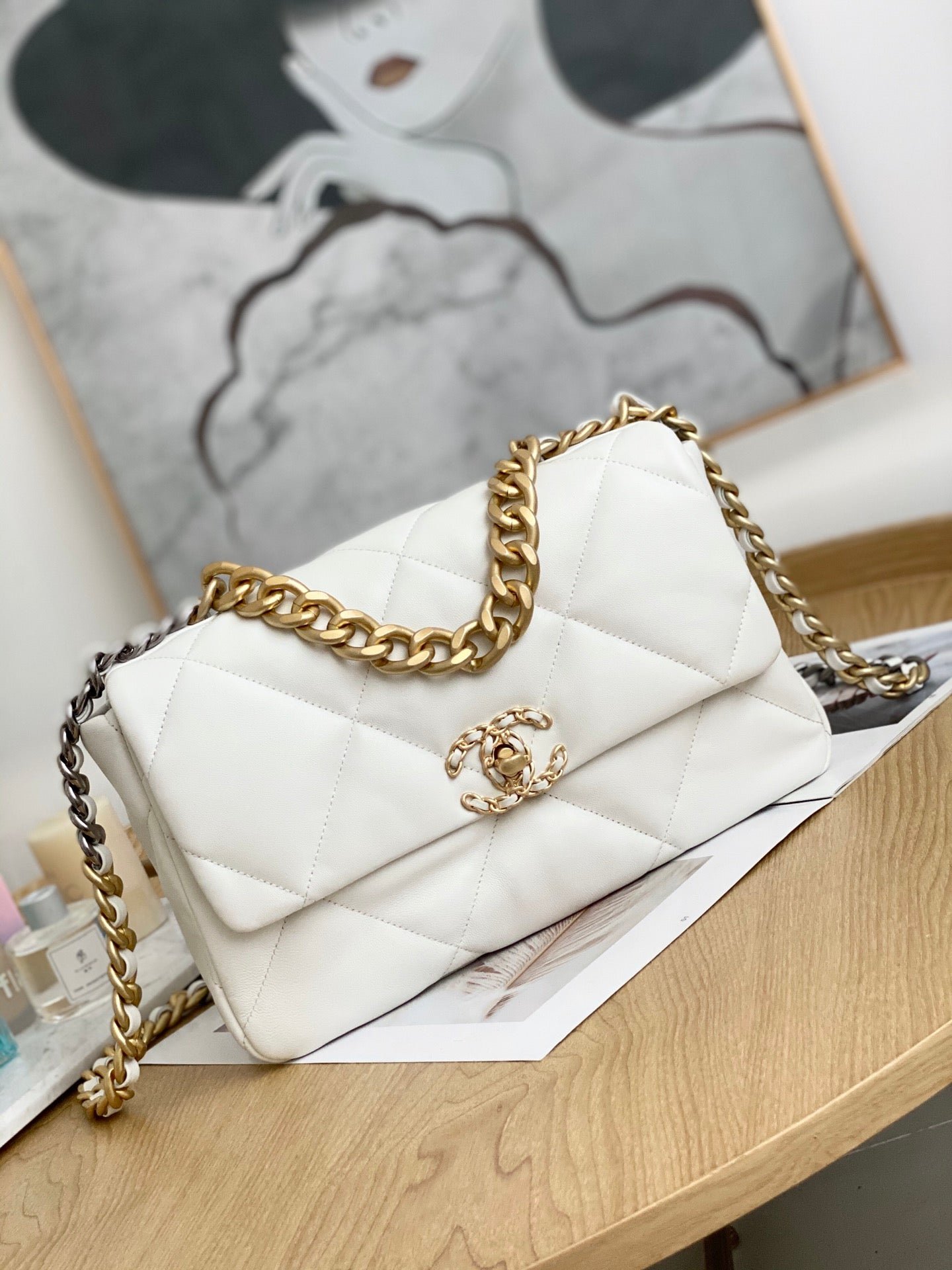 BOLSO GRANDE CHANEL 19