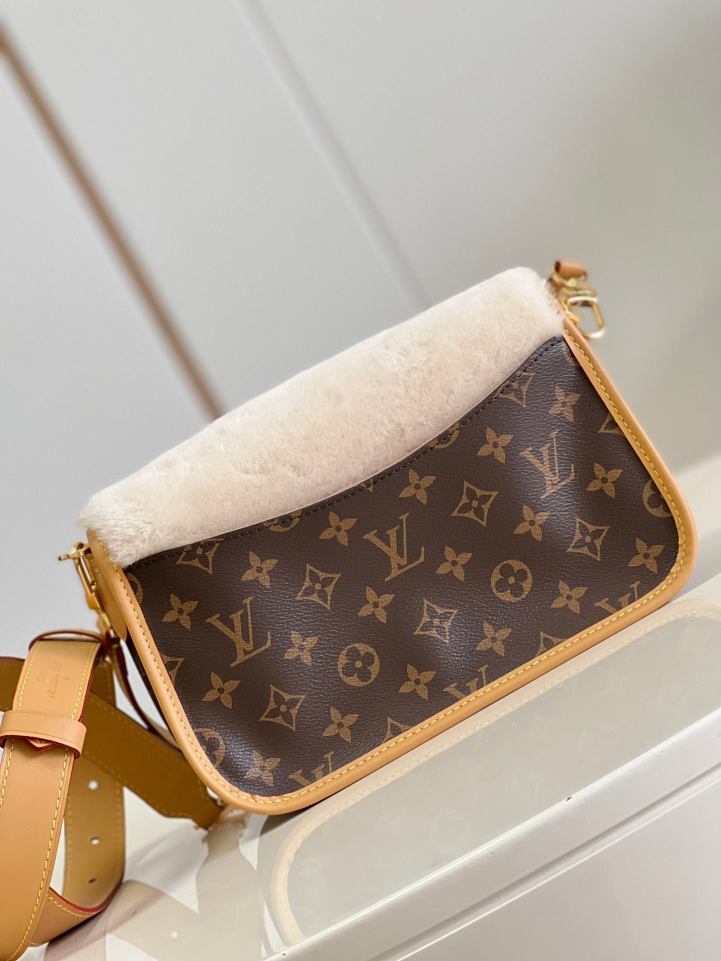 Bolso Diane Louis Vuitton - Imagen 2