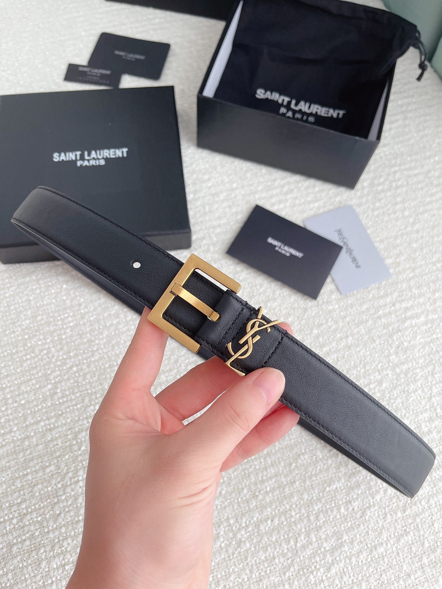 Cinturón de hebilla cuadrada YSL