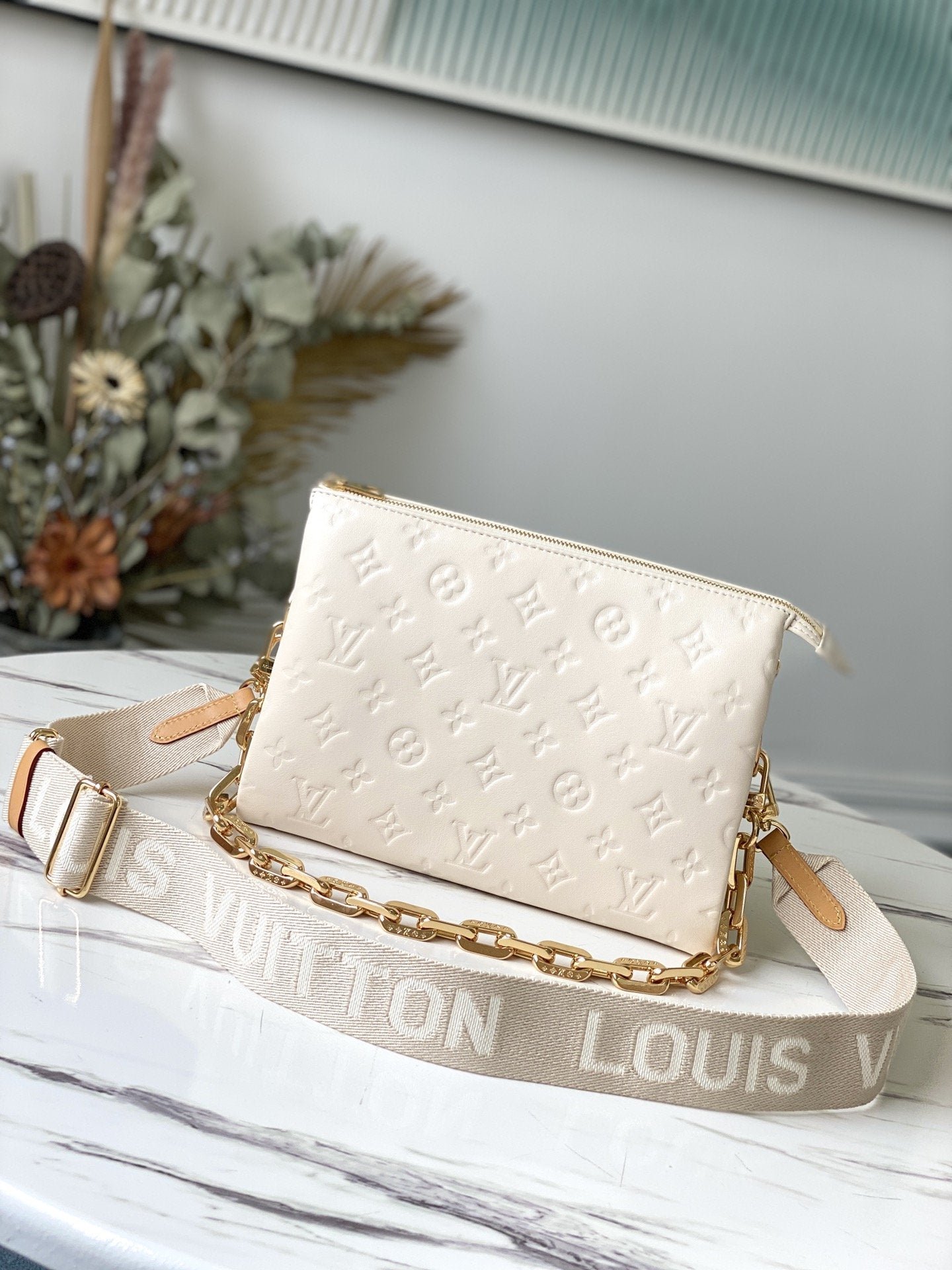 BOLSO COUSSIN PM Louis Vuitton