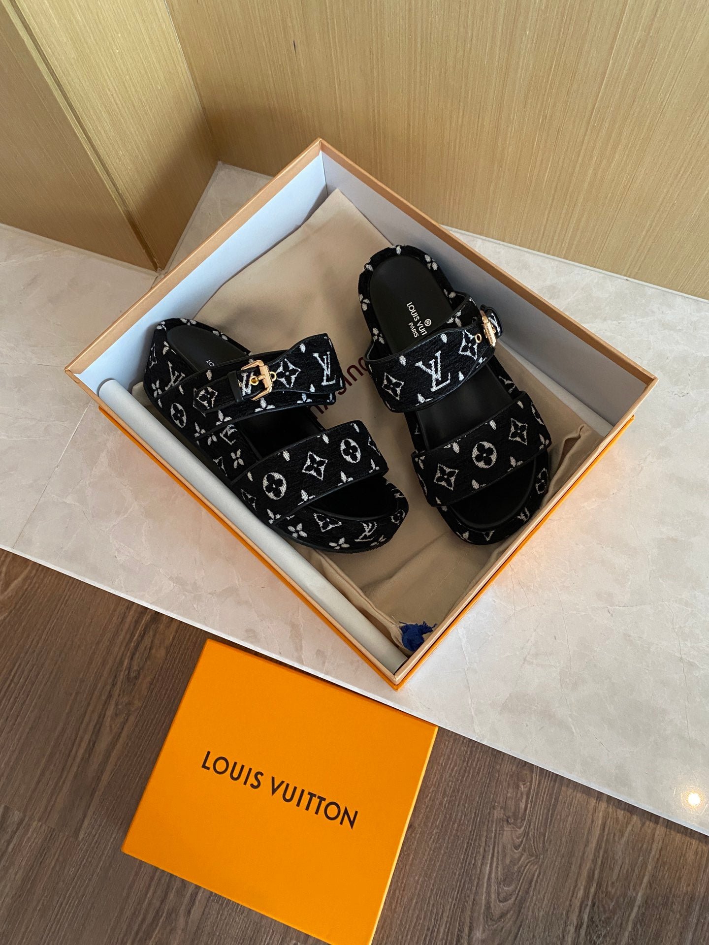 Mule Jumbo Flatform Louis Vuitton