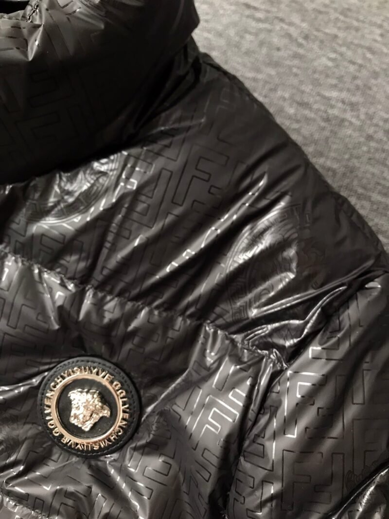 Chaqueta Acolchada VERSACE - Imagen 5