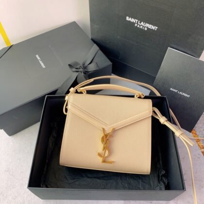 Bolso de hombro Cassandra pequeño YSL